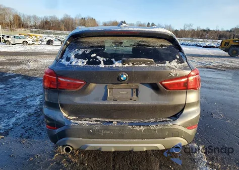 2017 BMW X1 xDrive28I z USA, uszkodzony, nr VIN WBXHT3Z38H4A55279